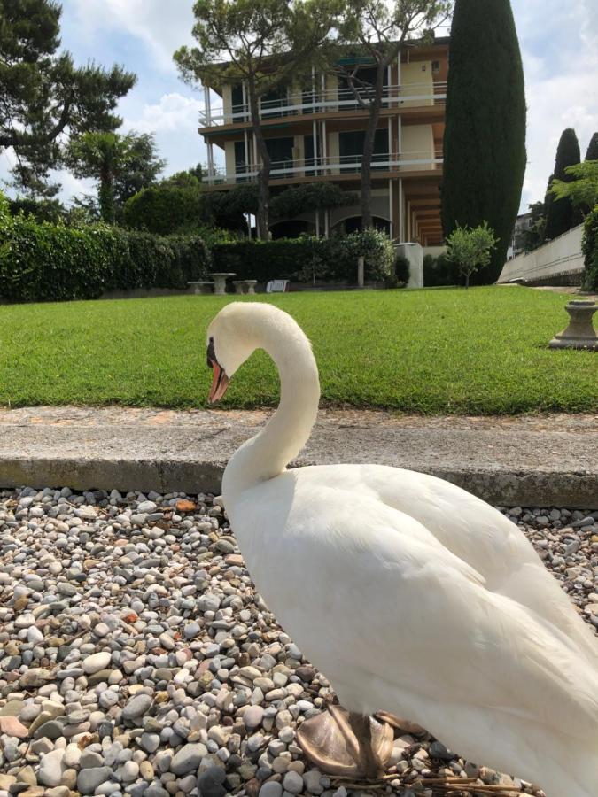 Sunset Apartment Sirmione Luaran gambar